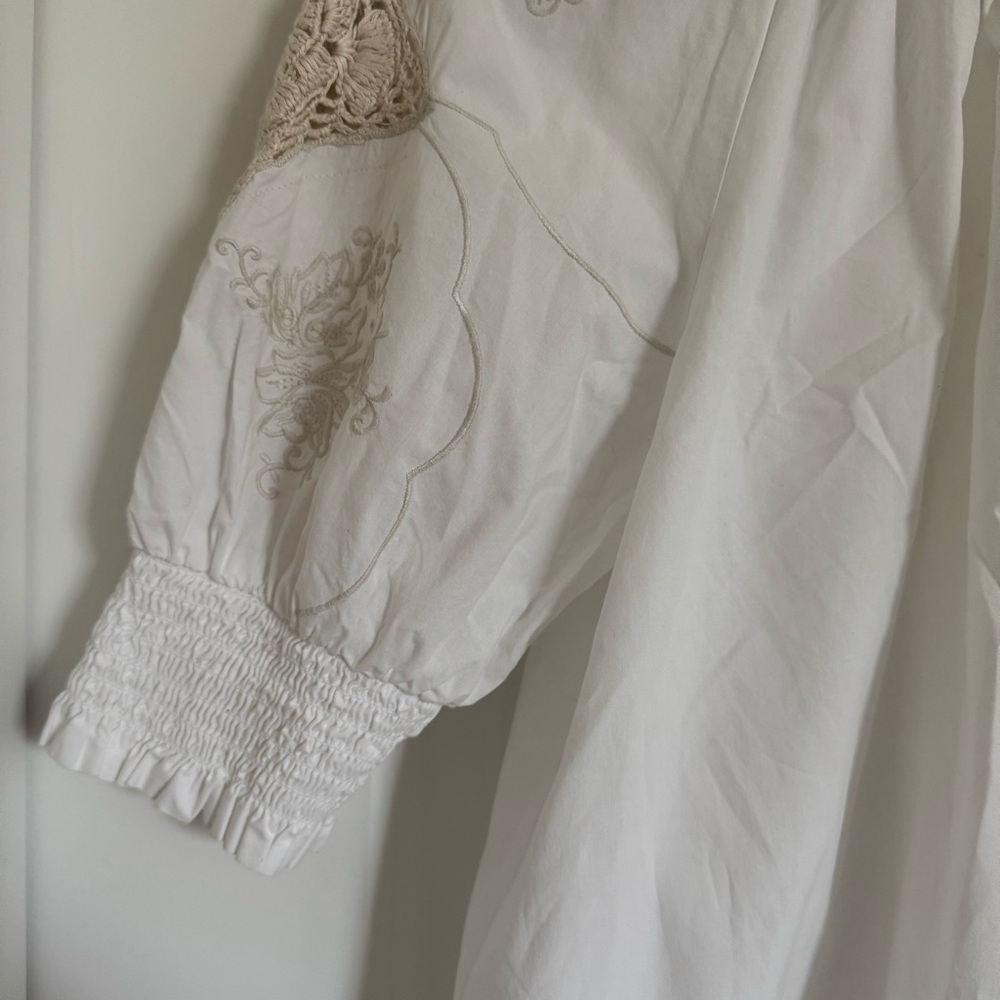 Wonderly Ivory Blouse with Floral Embroidery, S - Picture 5 of 15